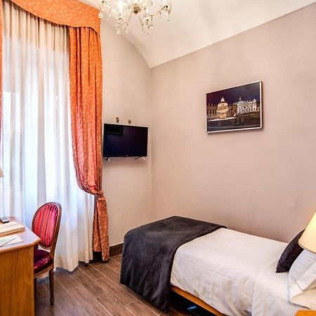 Hotel San Valentino Rome Bagian luar foto