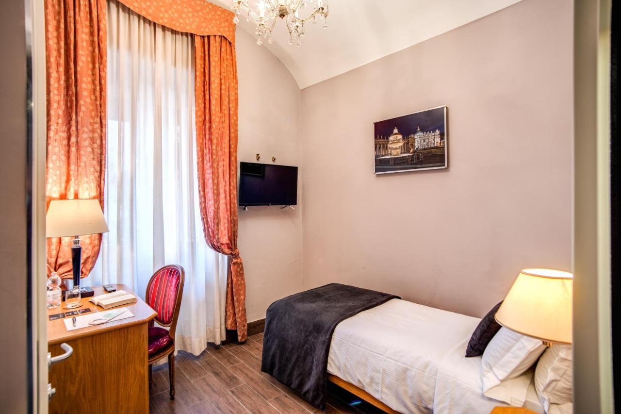 Hotel San Valentino Rome Bagian luar foto